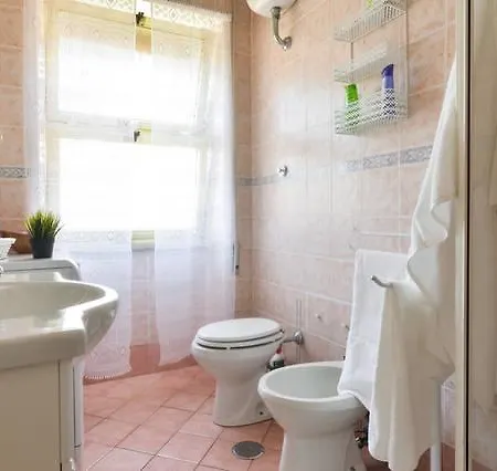 Happy House Ergife Апартаменты *