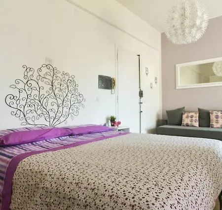 Happy House Ergife Рим