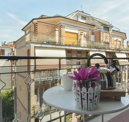 Happy House Ergife Апартаменты *