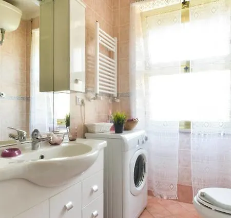 Апартаменты Happy House Ergife Рим